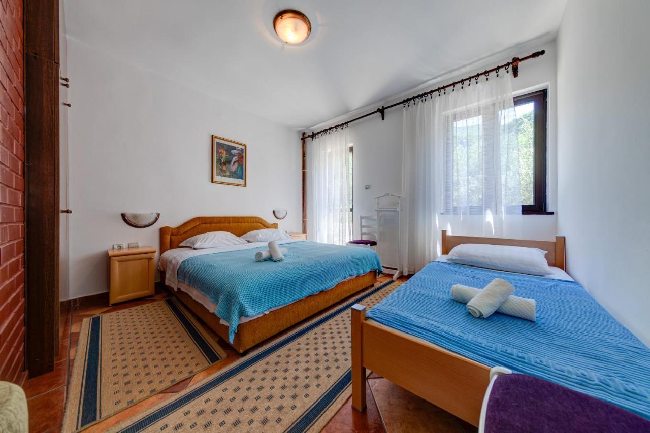 Olive Garden Apartments Свети-Стефан Экстерьер фото